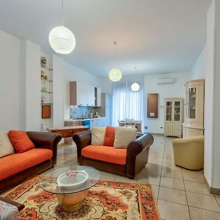 Casa Vacanza Binario 35 切列梅萨皮卡 外观 照片